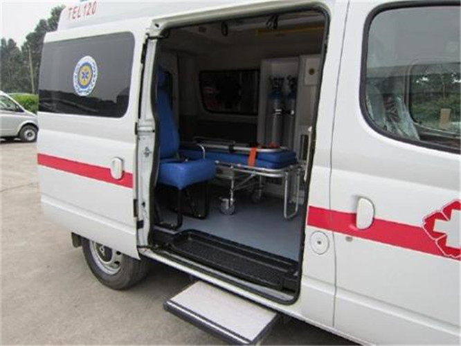 墨玉救护车出租服务案例7